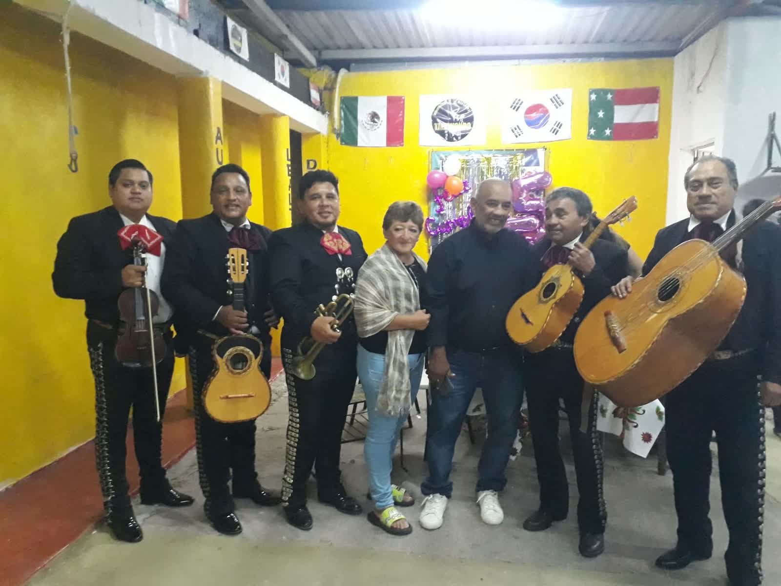 Mariachi Tenampa